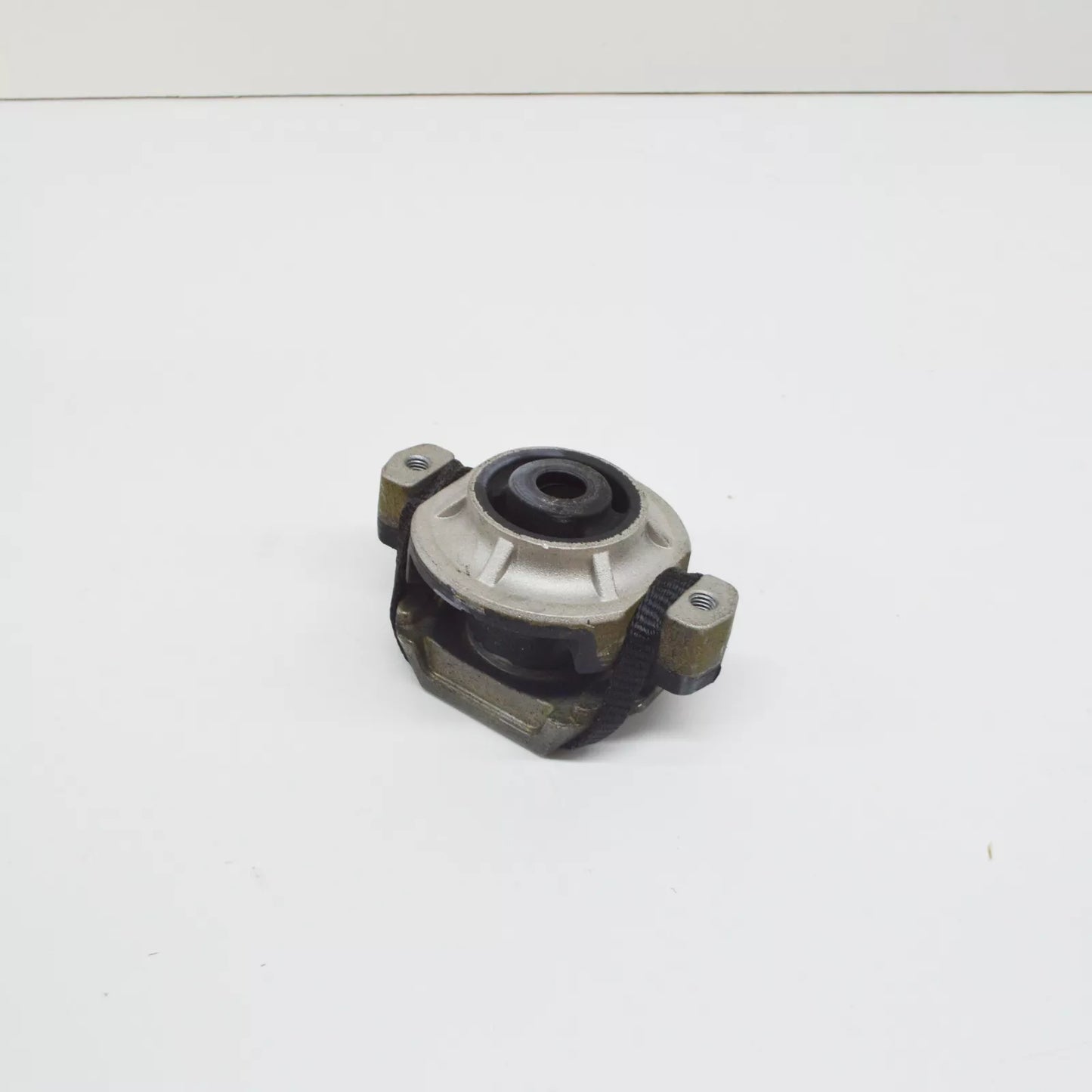 NEW AUDI A8 D3 GEARBOX TRANSMISSION MOUNT 4E0399151AP ORIGINAL