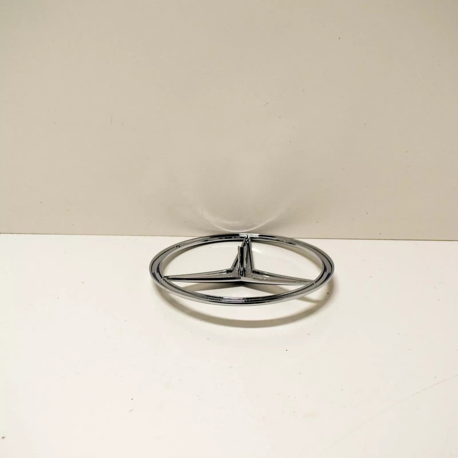 NEW MB VITO W638 FRONT BUMPER RADIATOR GRILLE EMBLEM BADGE A6388880086