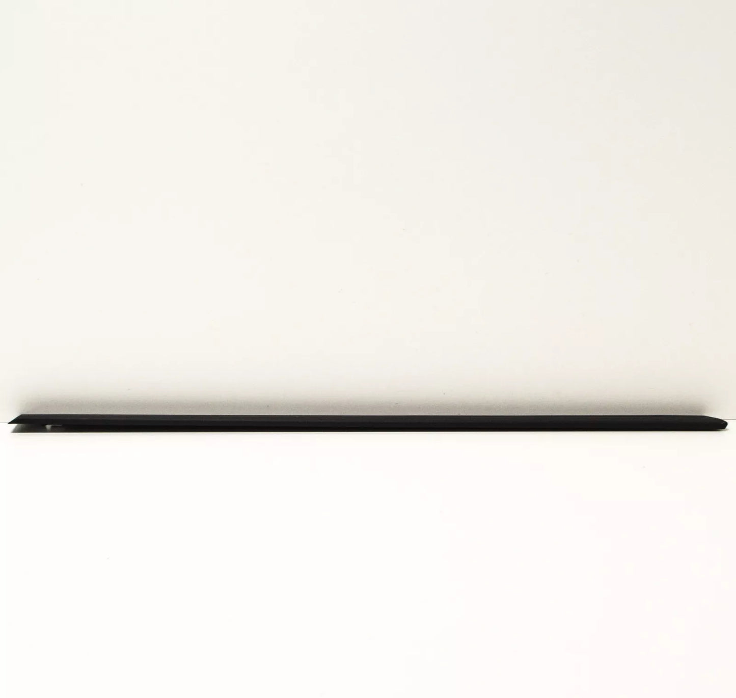 NEW BMW 5 E34 REAR RIGHT DOOR MOULDING 51131934182 1934182 ORIGINAL