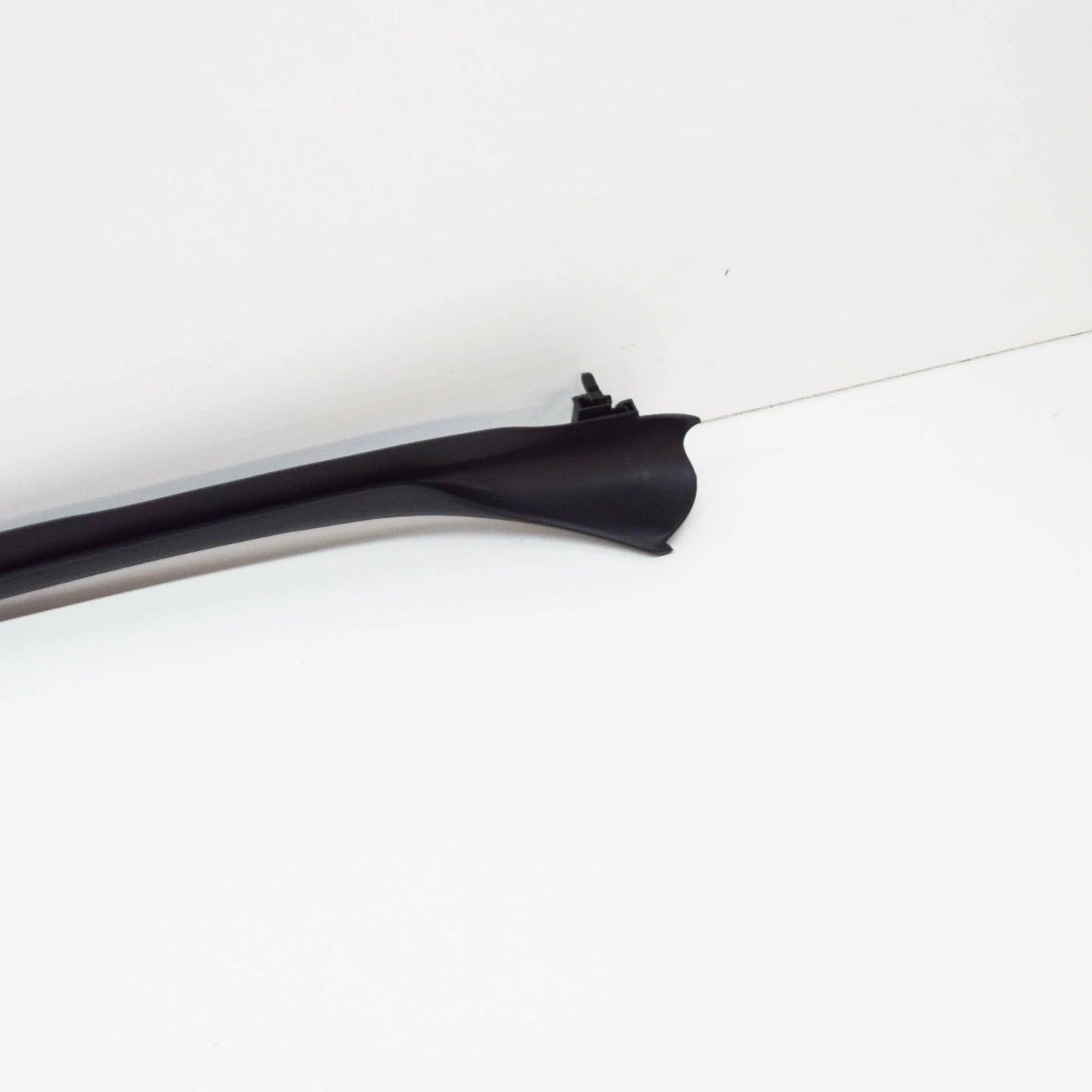 NEW VOLKSWAGEN GOLF MK6 WINDSHIELD RIGHT SIDE END TRIM 5K0854320C5AP ORIGINAL