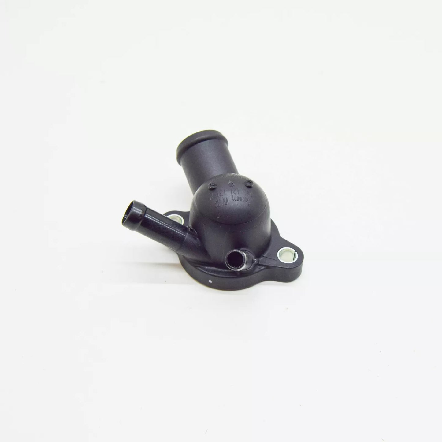 NEW VOLKSWAGEN PASSAT B8 3G COOLANT PIPE CONNECTION 04L121131N ORIGINAL