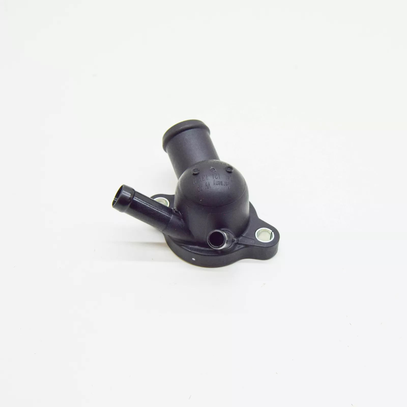 NEW VOLKSWAGEN PASSAT B8 3G COOLANT PIPE CONNECTION 04L121131N ORIGINAL