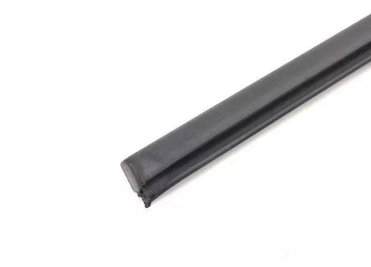 NEW VW GOLF MK6 FRONT LEFT DOOR WINDOW OUTER APERTURE SEAL 5K3837477D5AP