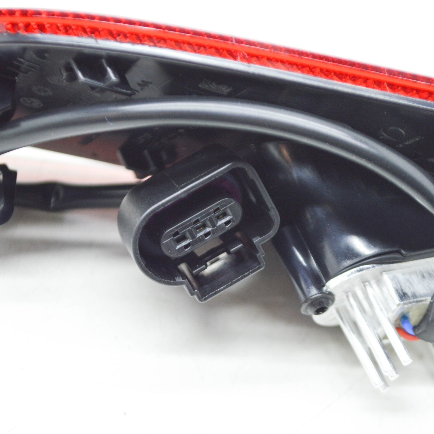 NEW VOLKSWAGEN ID.4 E21 REAR LEFT FOG LIGHT REFLECTOR RHD 11B945701A ORIGINAL