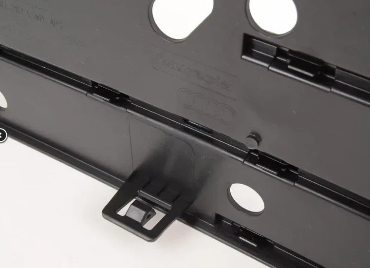 NEW AUDI A7 SPORTBACK 4G8 FRONT LICENSE PLATE HOLDER 4G8807287LCKA ORIGINAL