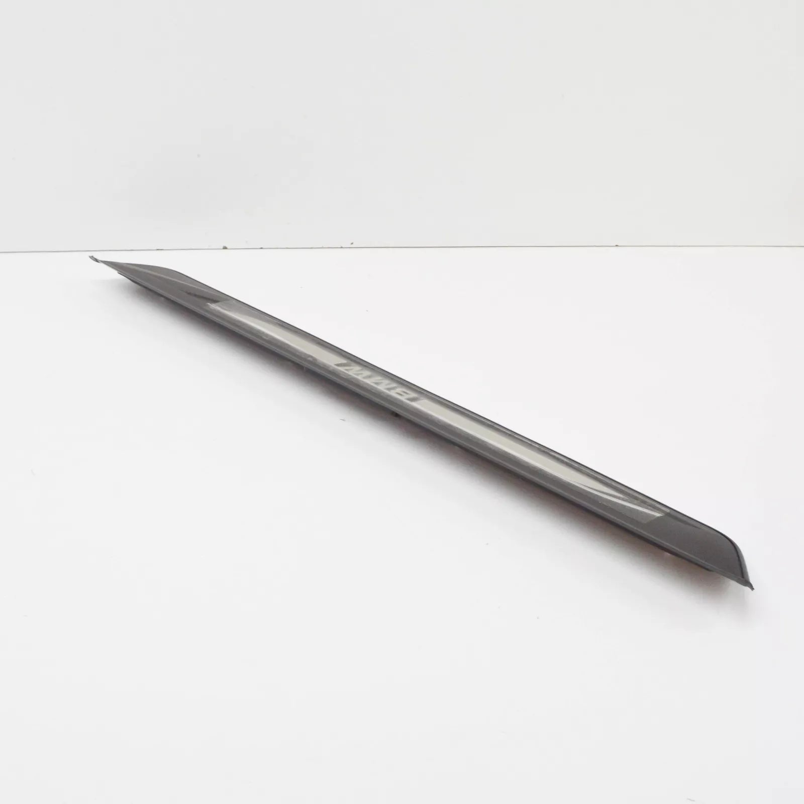 NEW BMW 5 F10 FRONT LEFT DOOR STILL STRIP 51477203601 2015 ORIGINAL