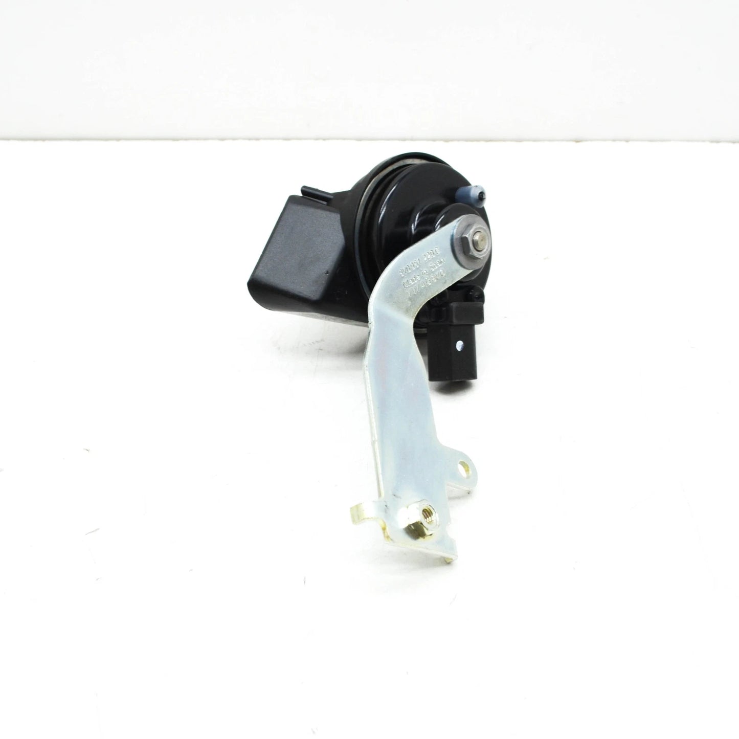NEW AUDI A3 8V LEFT SIDE HIGH TONE SIGNAL HORN 8V0951209C