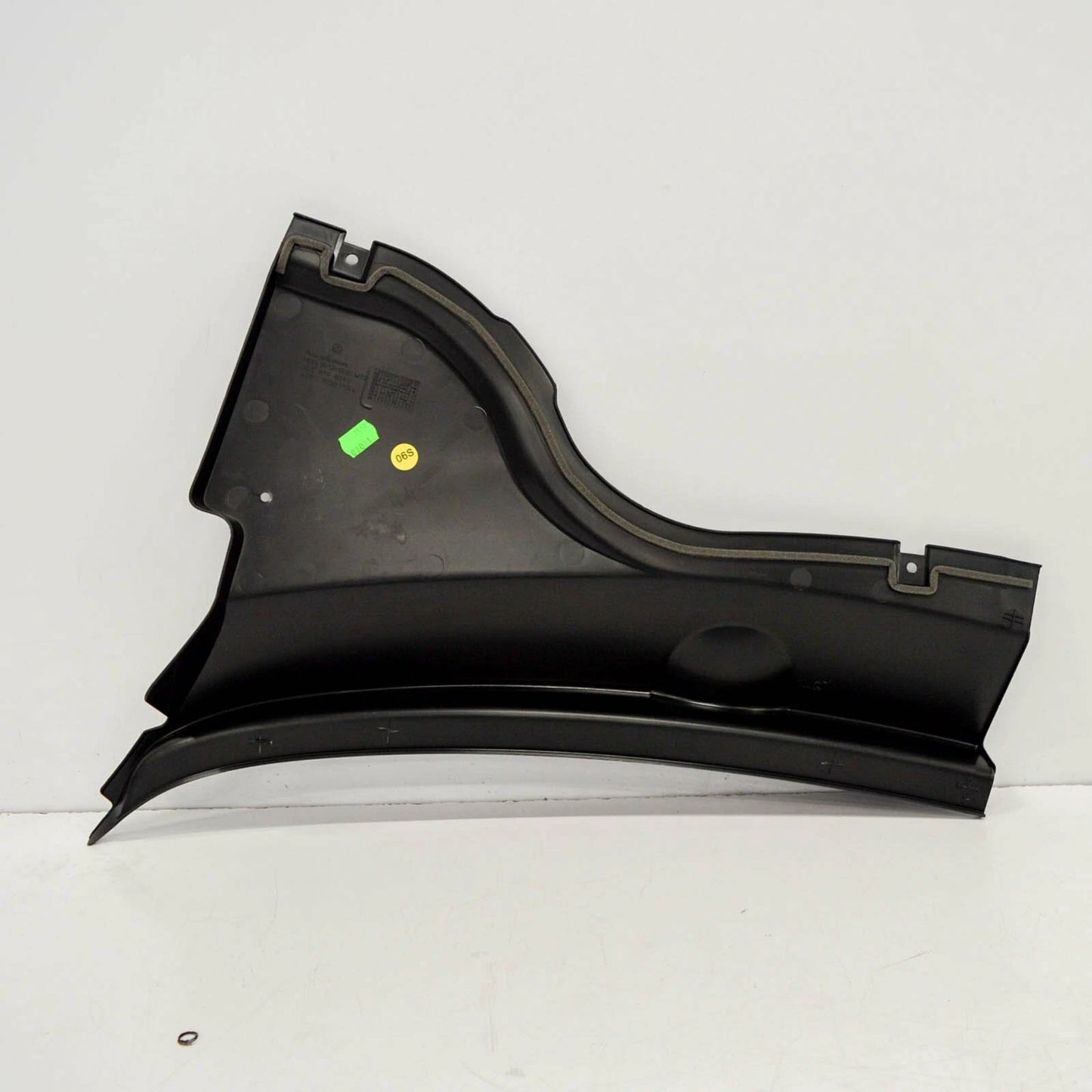 NEW VW PASSAT B7 FRONT RIGHT WATER DEFLECTOR LHD 3C1819404B9B9 ORIGINAL