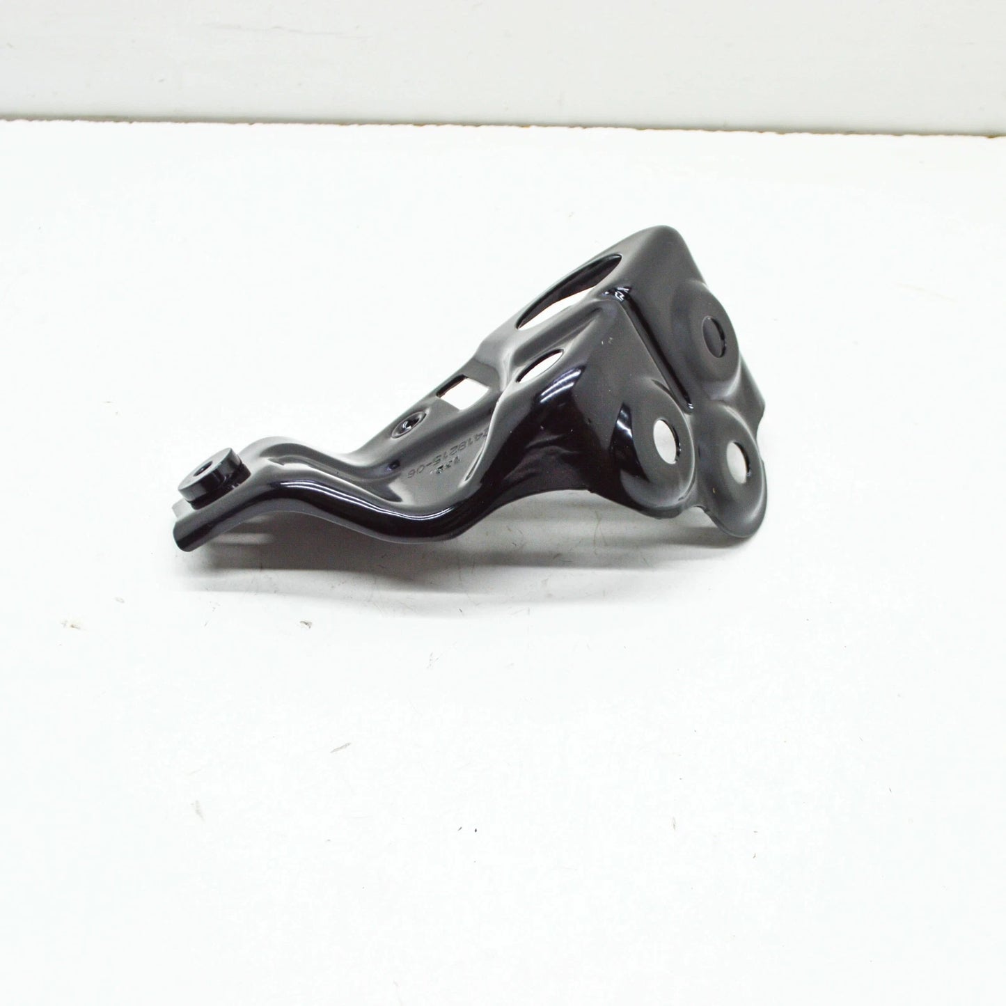 NEW BMW X5 G05 FRONT LEFT FENDER WING HOLDER 41007492365 ORIGINAL