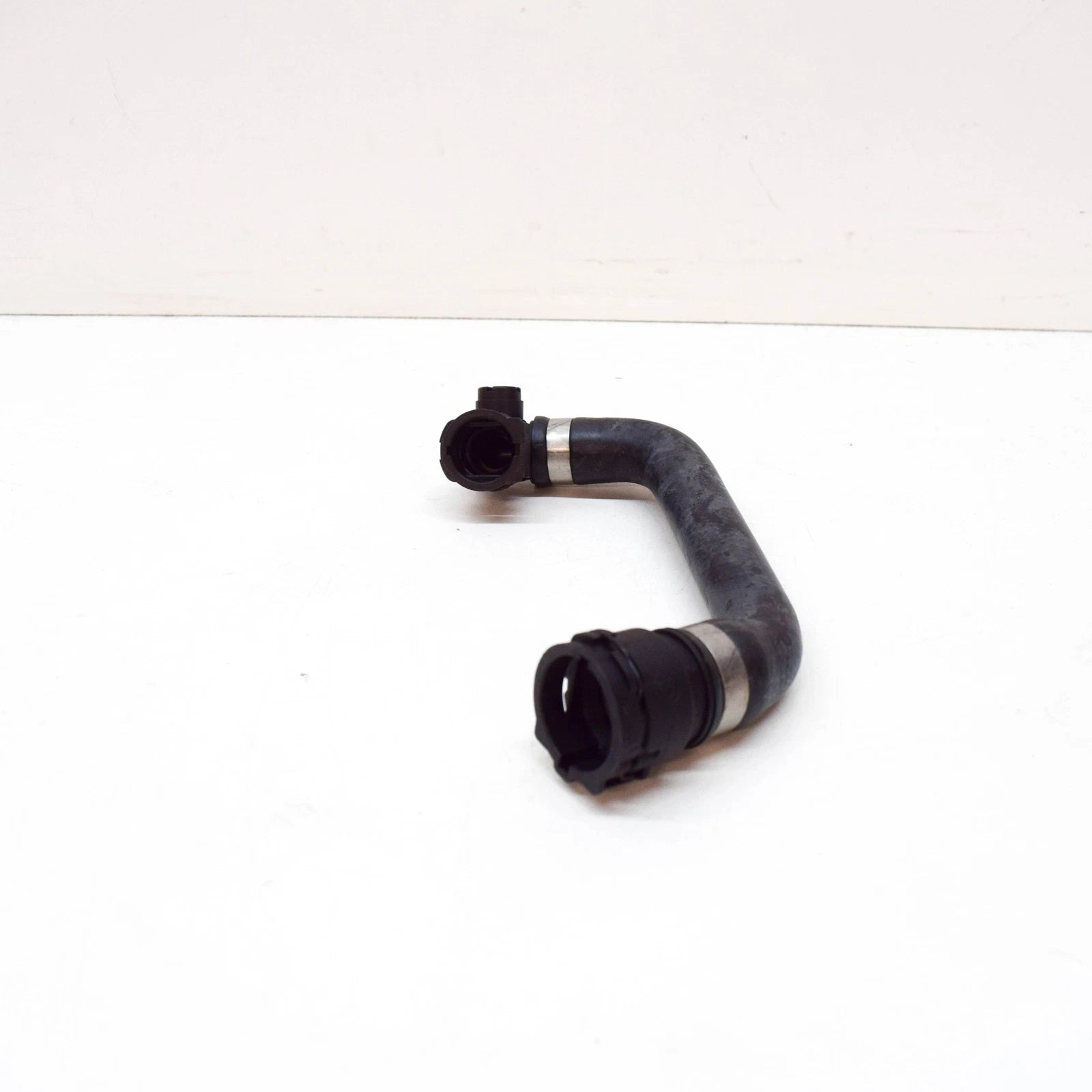 NEW BMW 5 E60 COOLING SYSTEM SUPPLY HOSE 17127568754 7568754 ORIGINAL