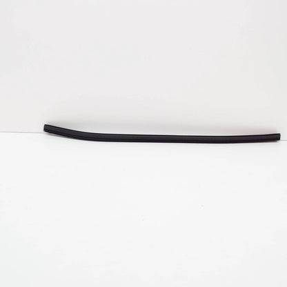 NEW MERCEDES S202 W202 SEDAN WINDOW SEALING RAIL OUTSIDE A2027250065 ORIGINAL