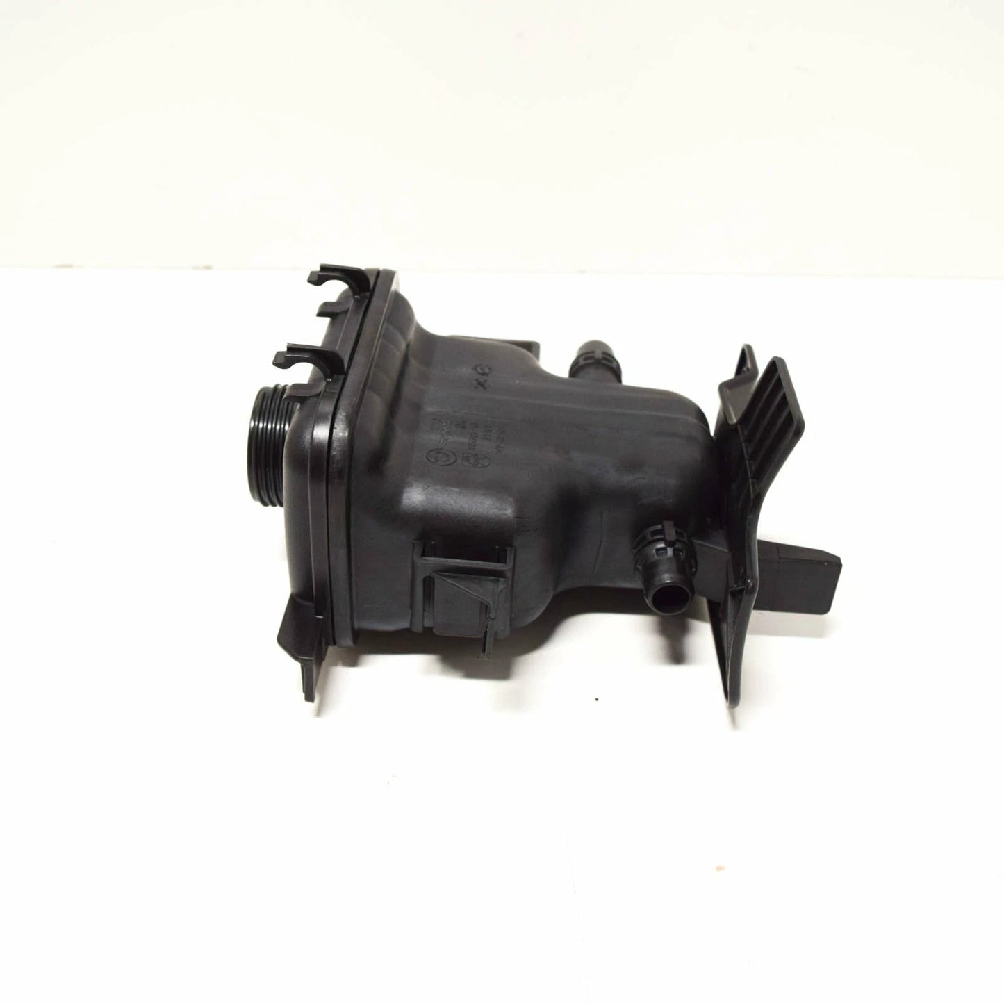 NEW BMW 7 G11 G12 COOLANT ENGINE EXPANSION TANK 17138610658 8610658 ORIGINAL