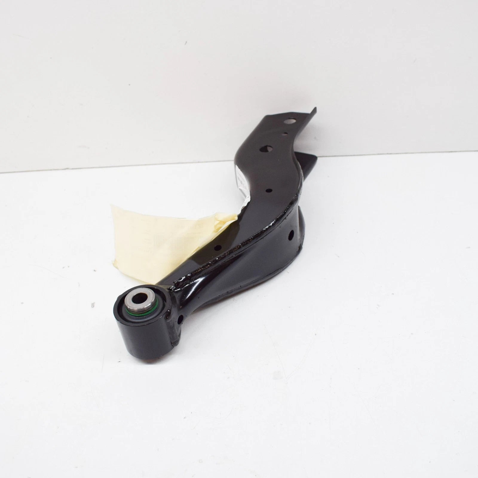 NEW BMW 8 E31 REAR AXLE UPPER CONTROL ARM 33321138015 ORIGINAL