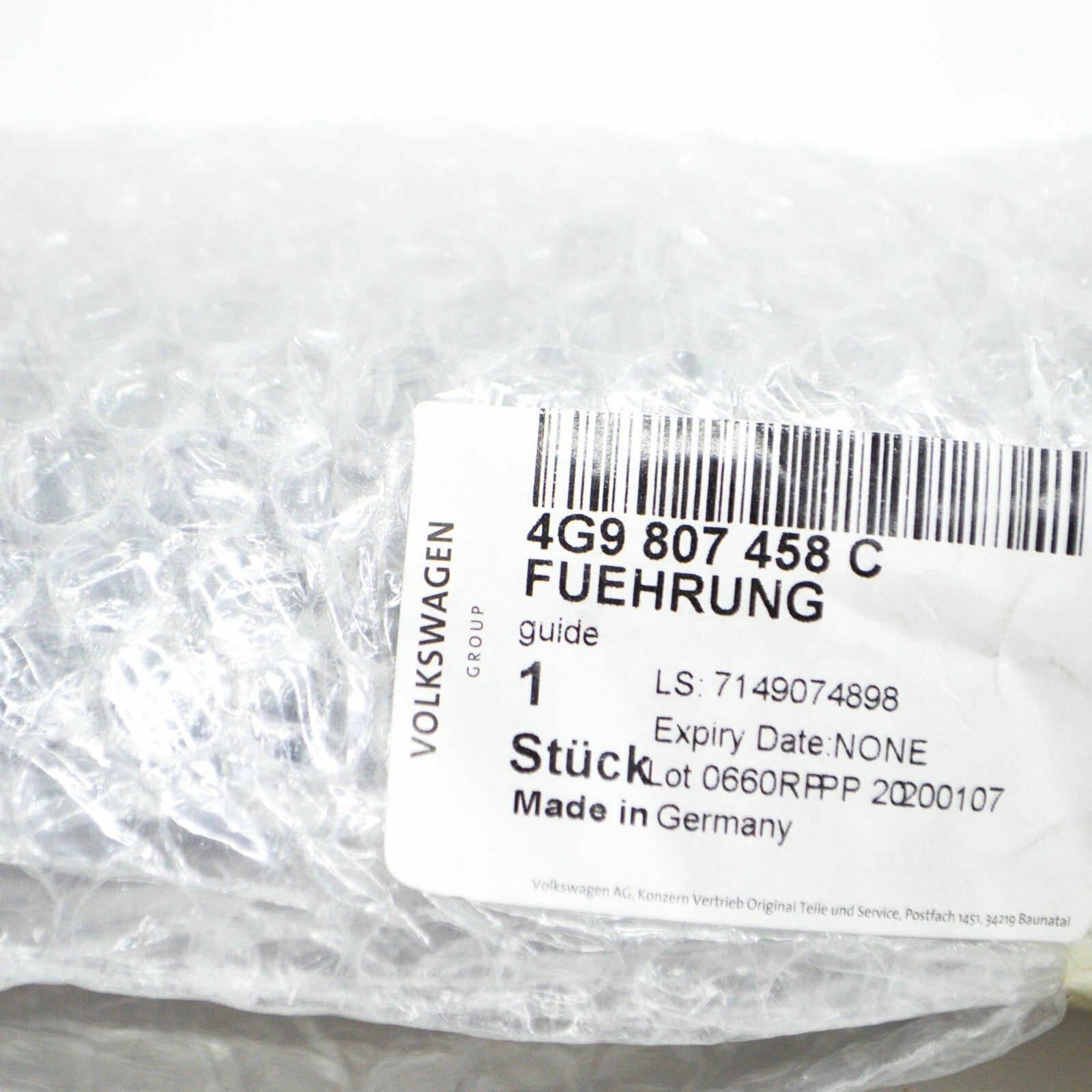 NEW AUDI A6 C7 REAR BUMPER CENTER HOLDER 4G9807458C