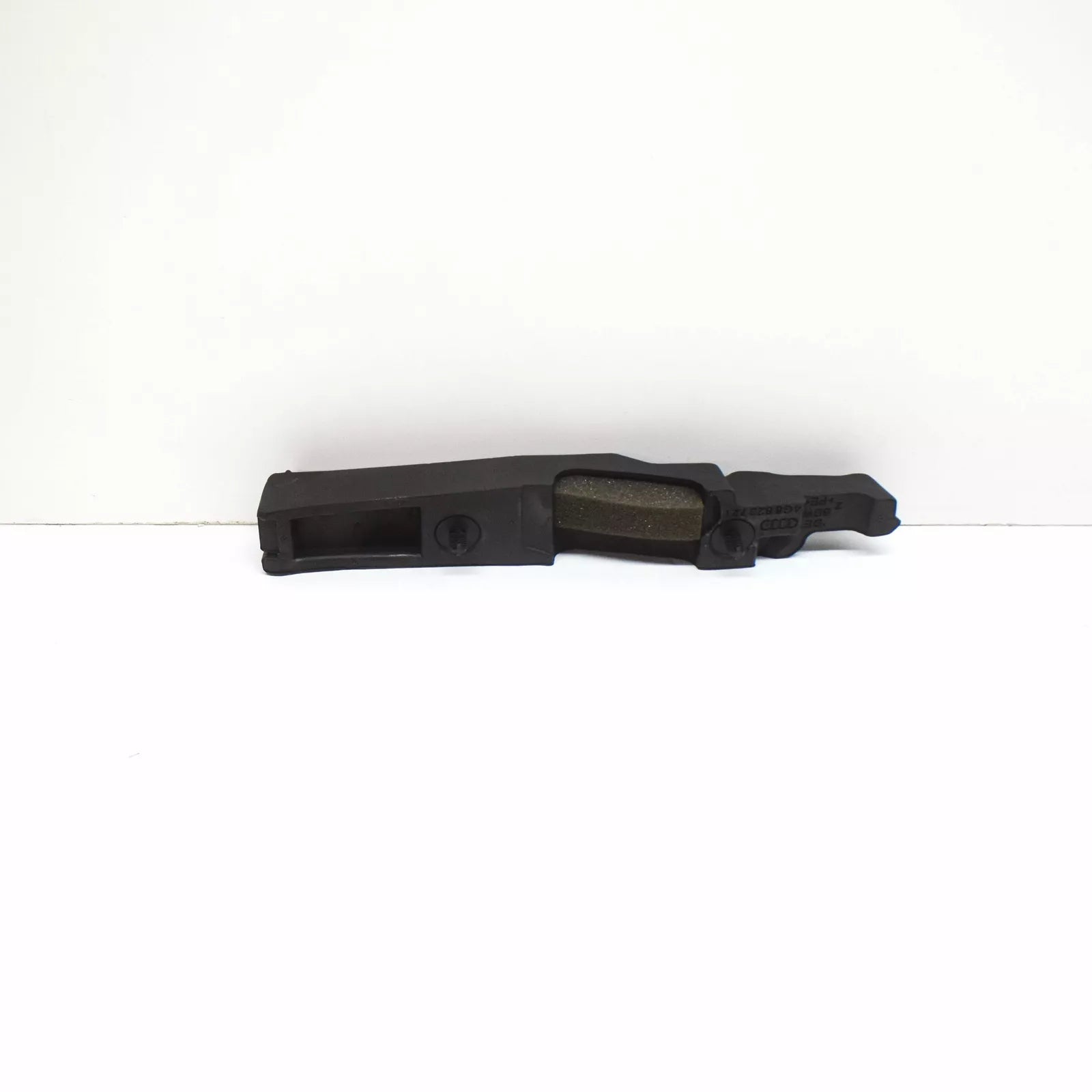 NEW AUDI A7 SPORTBACK 4G8 FRONT LEFT FENDER SEAL STRIP 4G8823721 ORIGINAL