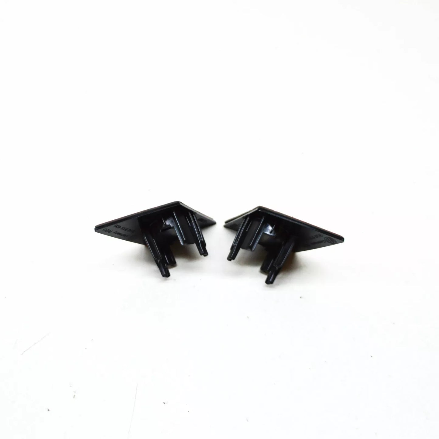 NEW VOLKSWAGEN PASSAT B8 FRONT BUMPER PDC SENSOR KIT 3G0998494GRU ORIGINAL