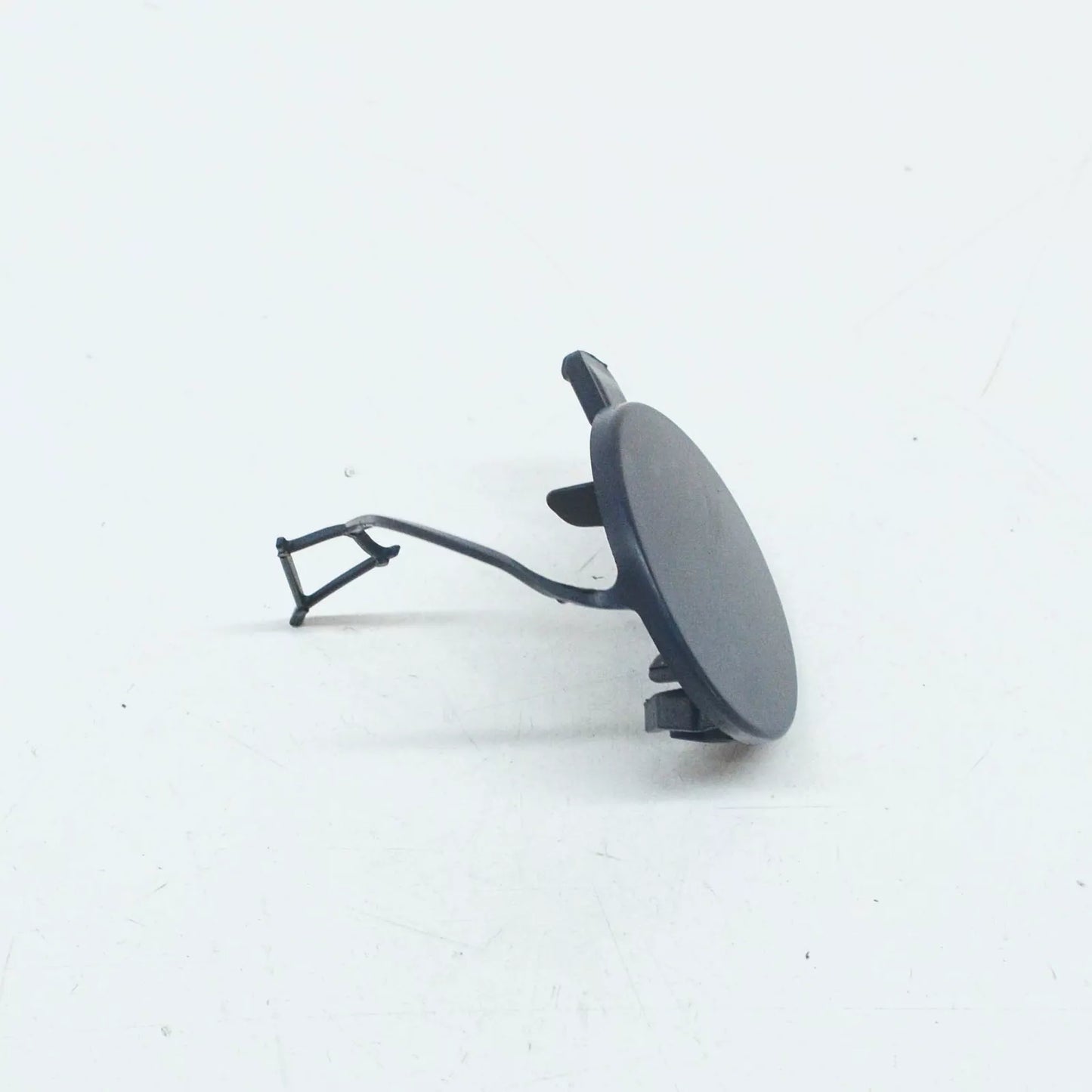 NEW VOLKSWAGEN E-GOLF MK7 5G FRONT BUMPER TOW HOOK EYE CAP 5G0807241BGRU