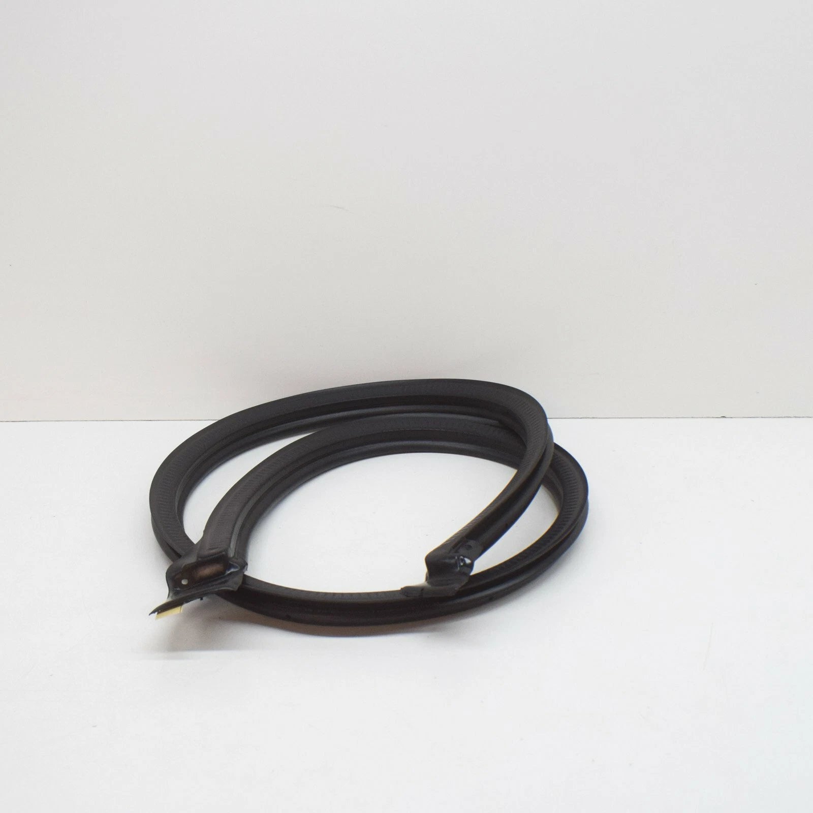 NEW MERCEDES-BENZ SPRINTER 906 REAR LEFT PANEL DOOR SEAL A9067470130 ORIGINAL