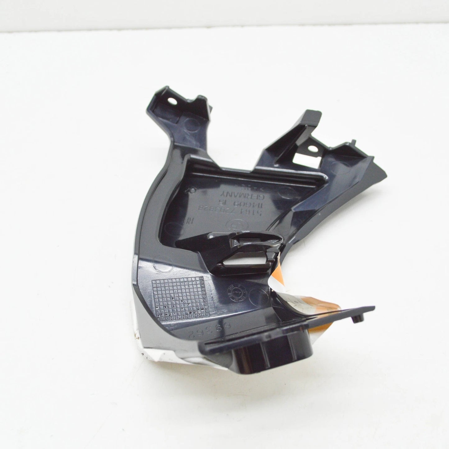 NEW BMW 5 GRAN TURISMO F07 FRONT BUMPER RIGHT SPACER 51647203828 ORIGINAL