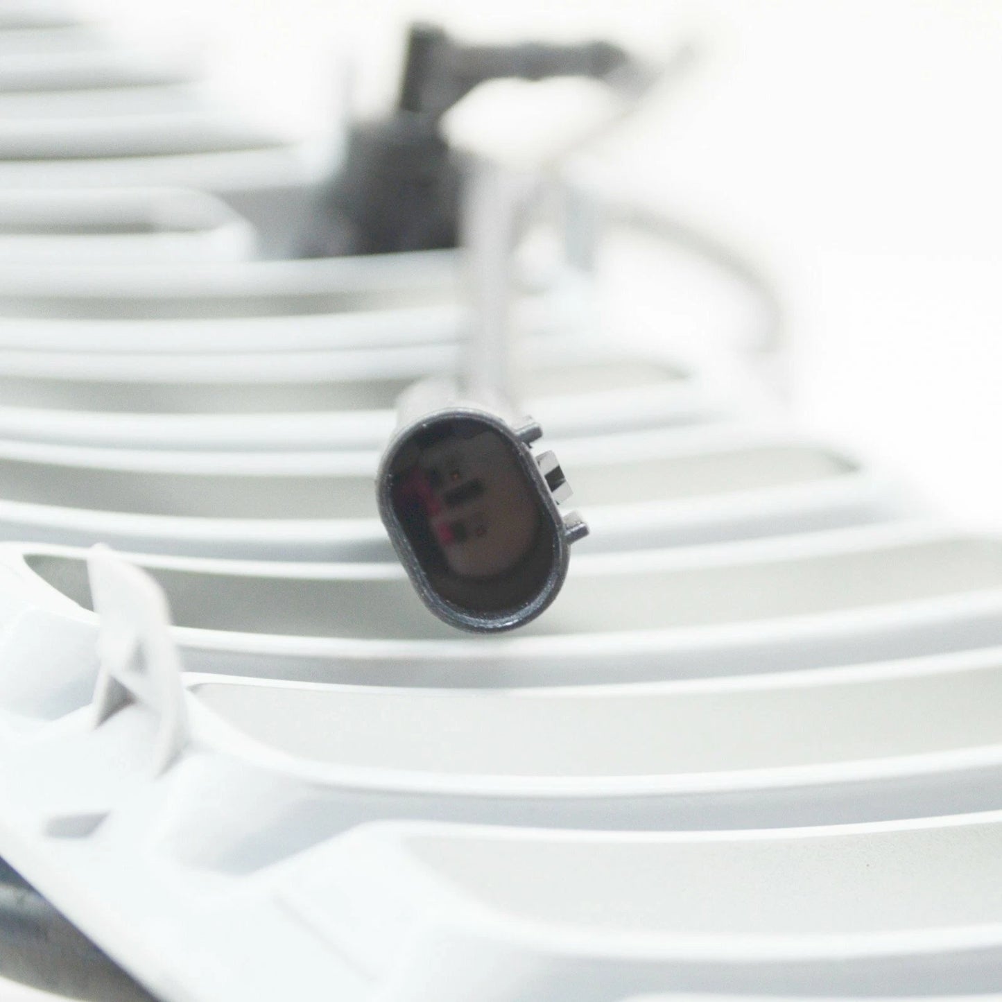 NEW BMW X5 E53 HOOD VENT TITANIUM GRILLE RIGHT 51137124824 ORIGINAL