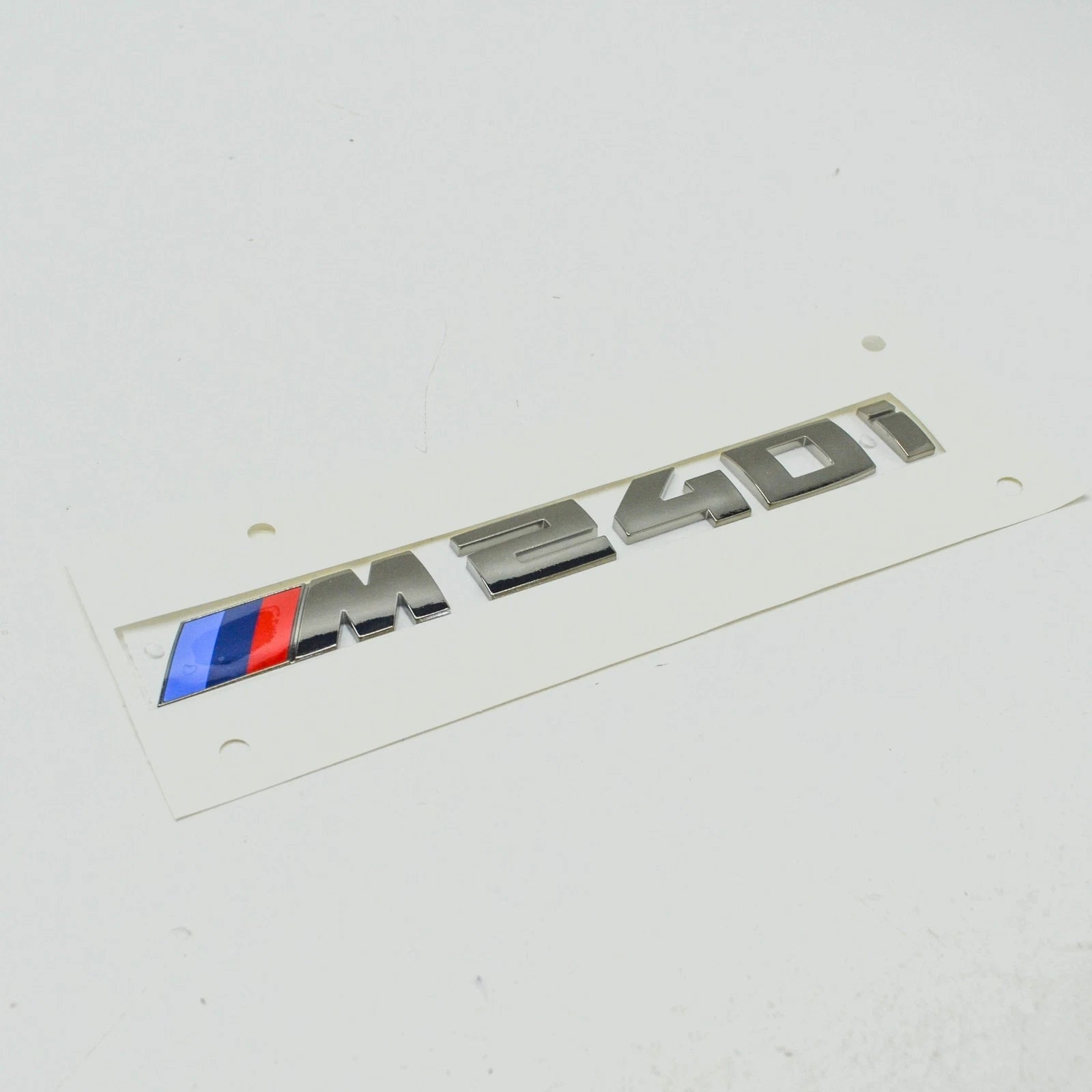 NEW BMW 2 COUPE F22, F87 DECK LID EMBLEM 8067074 51148067074 ORIGINAL