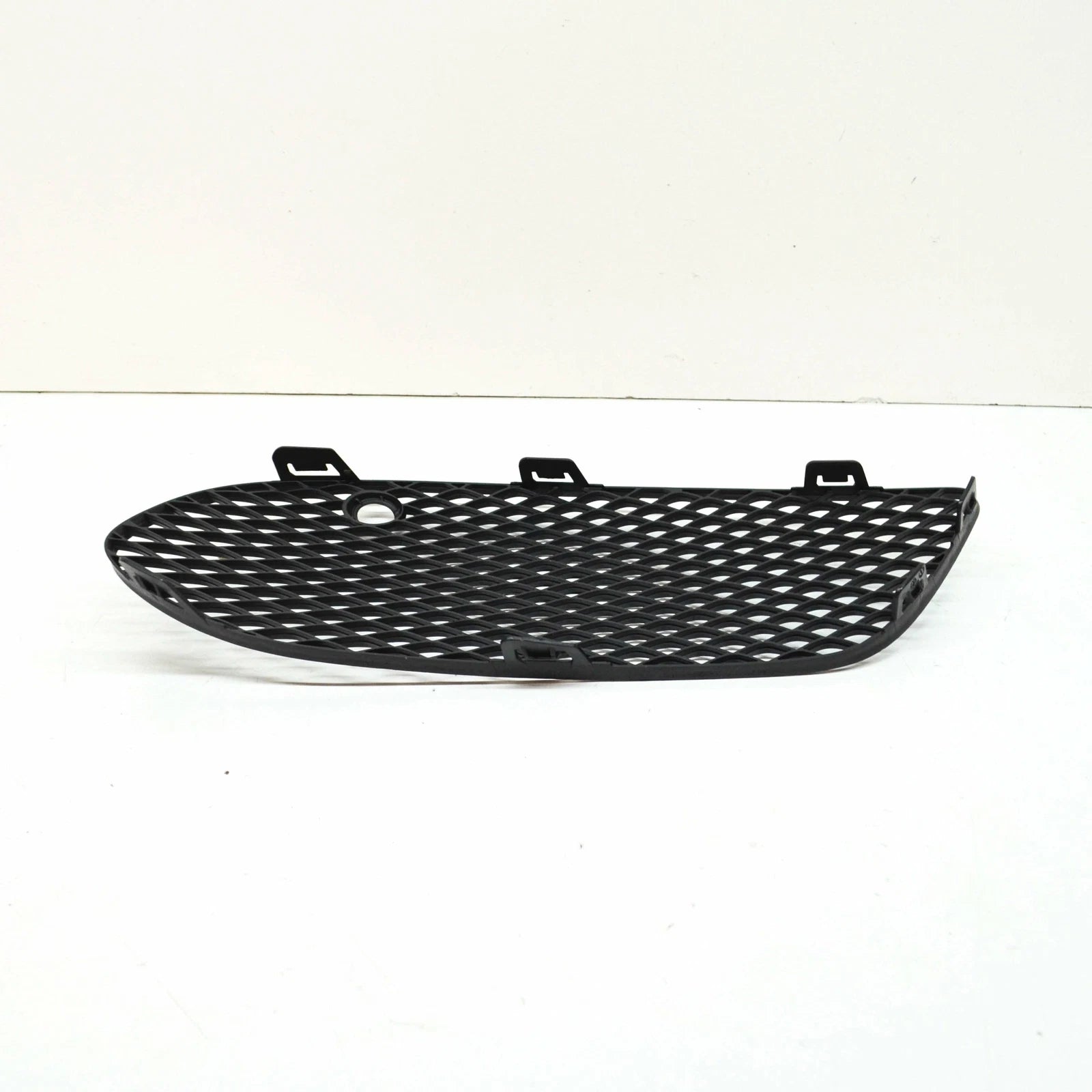 NEW MERCEDES-BENZ C-CLASS W205 FRONT BUMPER LEFT GRILLE A2058852523 2016