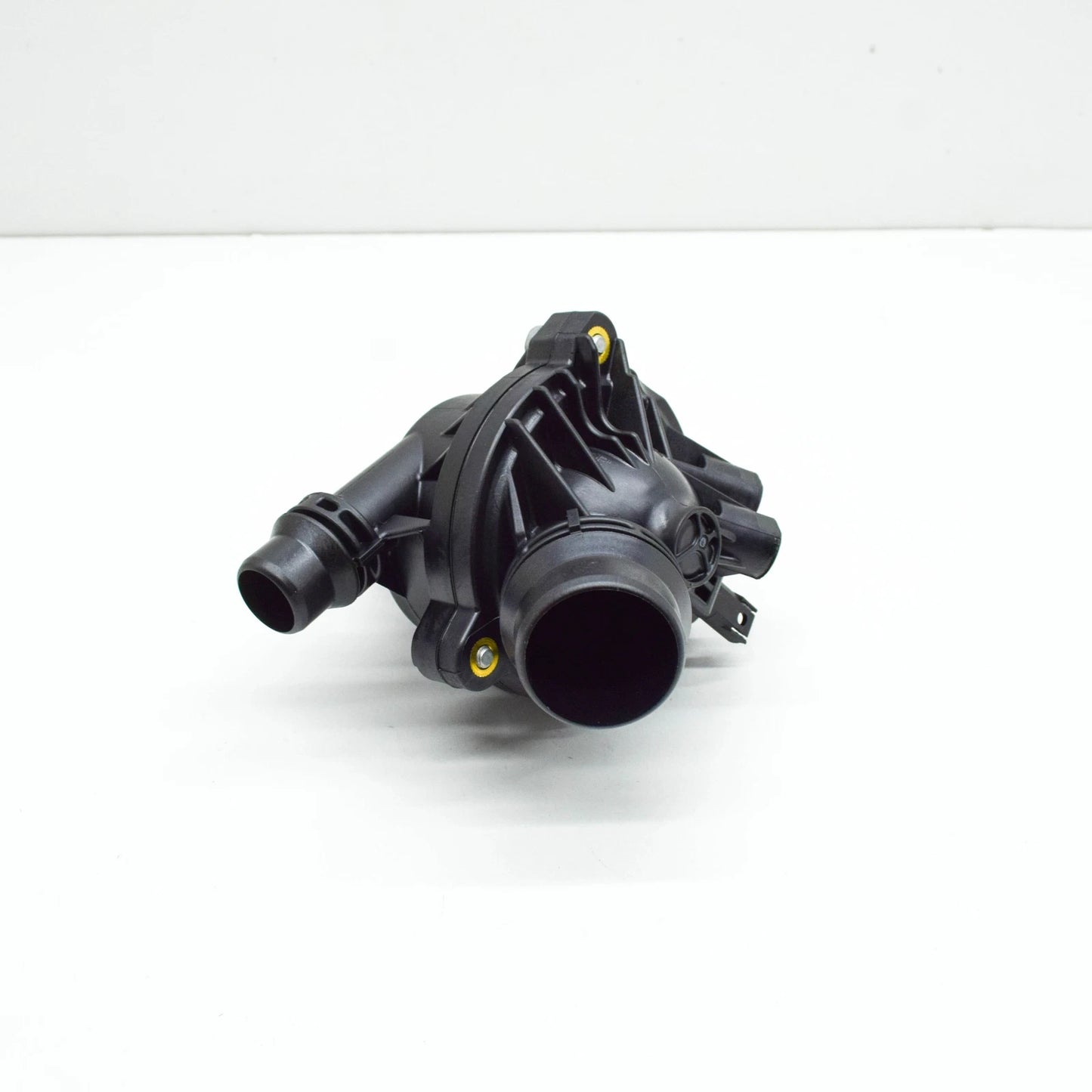 NEW BMW 3 E90 3.0I 220KW THERMOSTAT HOUSING 11537549476 ORIGINAL