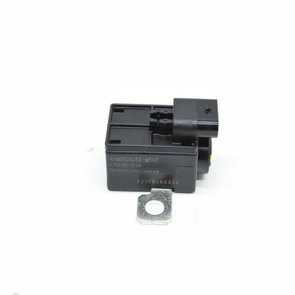 NEW MERCEDES-BENZ A W177 SAFETY BATTERY PYROTECHNICAL FUSE A0009822904