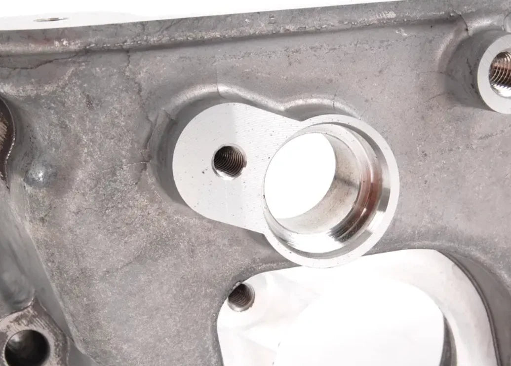 NEW BMW X5 E53 LEFT UPPER ENGINE TIMING COVER 1745509 11141745509 ORIGINAL