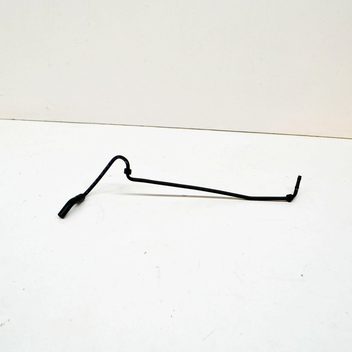 NEW AUDI A7 SPORTBACK 4G LEFT VACUUM TUBE 079131055CP ORIGINAL