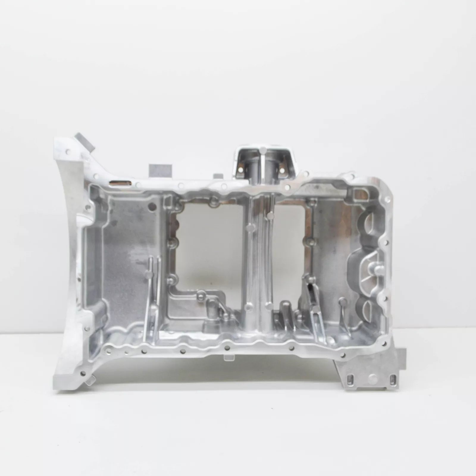 NEW MERCEDES-BENZ GLC X253 OIL SUMP PAN A2640142000 ORIGINAL