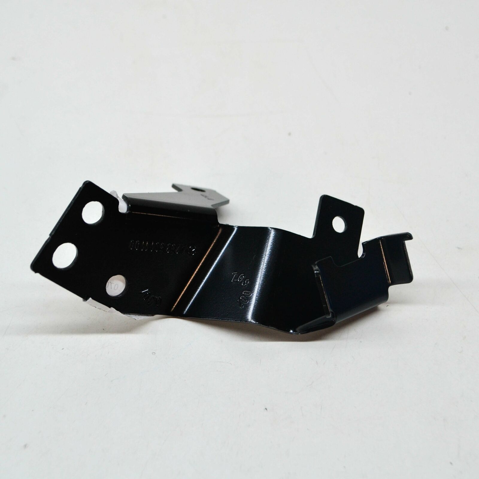 NEW MERCEDES-BENZ GLC COUPE C253 CIRCULATION PUMP HOLDER A2535011100 ORIGINAL