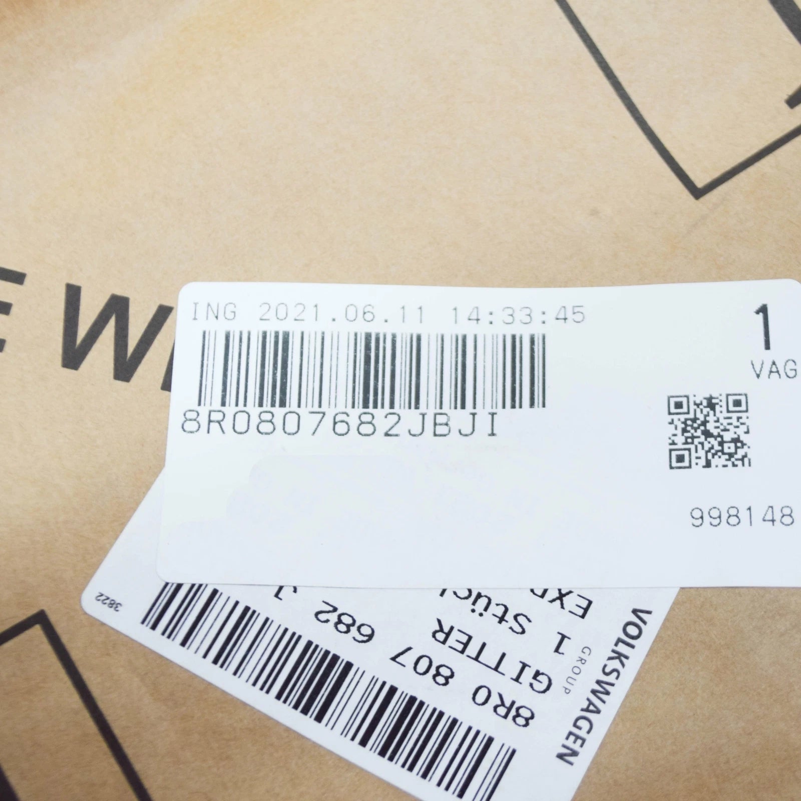 NEW AUDI Q5 8R FRONT RIGHT FOG LIGHT GRILLE 8R0807682J BJI