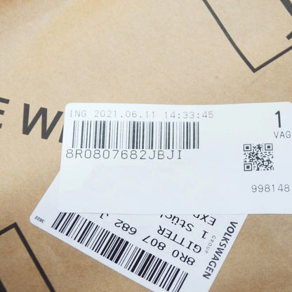 NEW AUDI Q5 8R FRONT RIGHT FOG LIGHT GRILLE 8R0807682J BJI