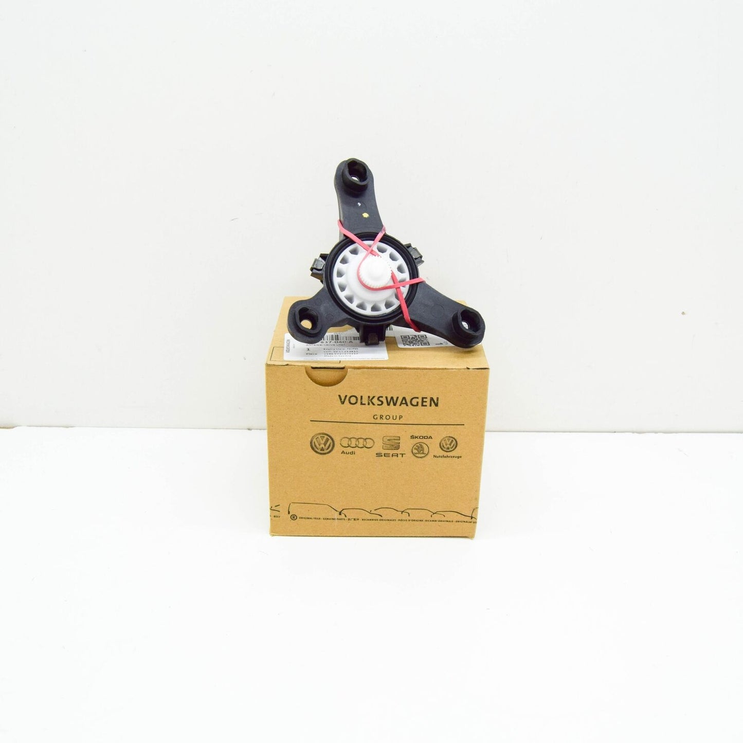 NEW VW CADDY 2K MK3 FRONT RIGHT WINDOW REGULATOR DRIVE UNIT 2K0837040A ORIGINAL