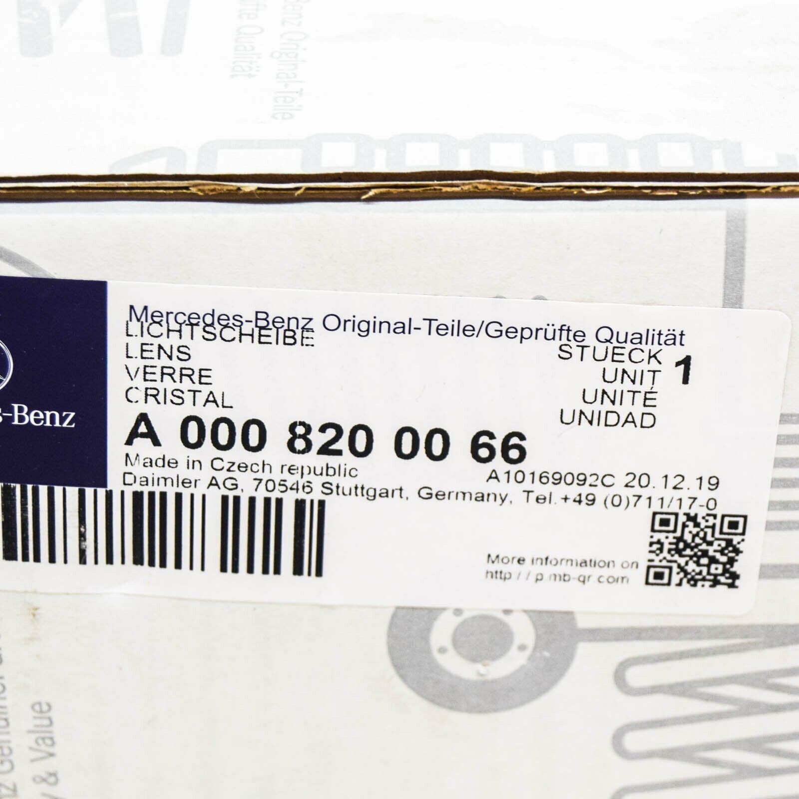 NEW MB SL R107 FRONT LEFT ORANGE BLINKER LAMP LENS A0008200066 ORIGINAL