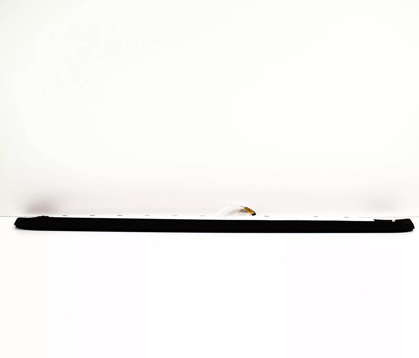 NEW BMW 6 E63 FRONT RIGHT DOOR SILL COVER PLATE 51477079960 7079960 ORIGINAL