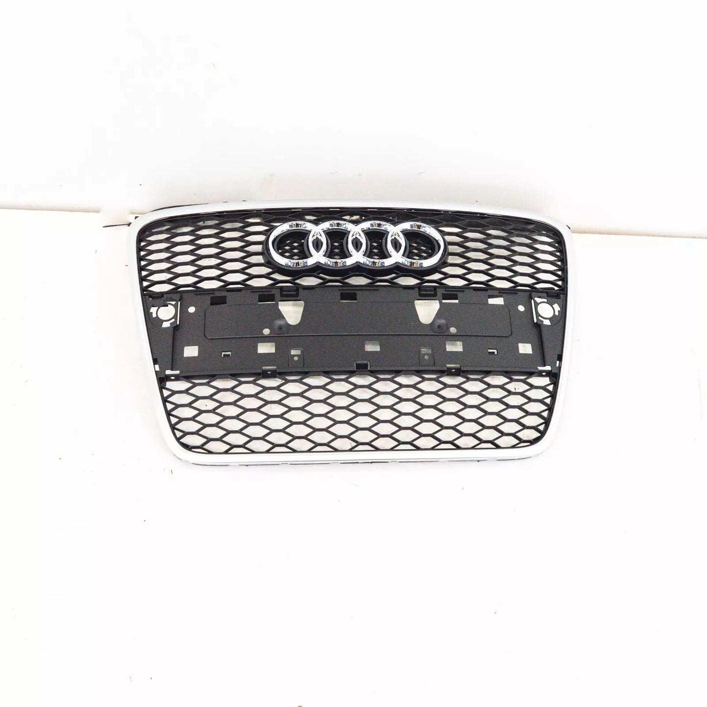 NEW AUDI RS4 CENTER FRONT RADIATOR GRILLE FRAME 8E0853651L3FZ 8E0-853-651-L-3FZ