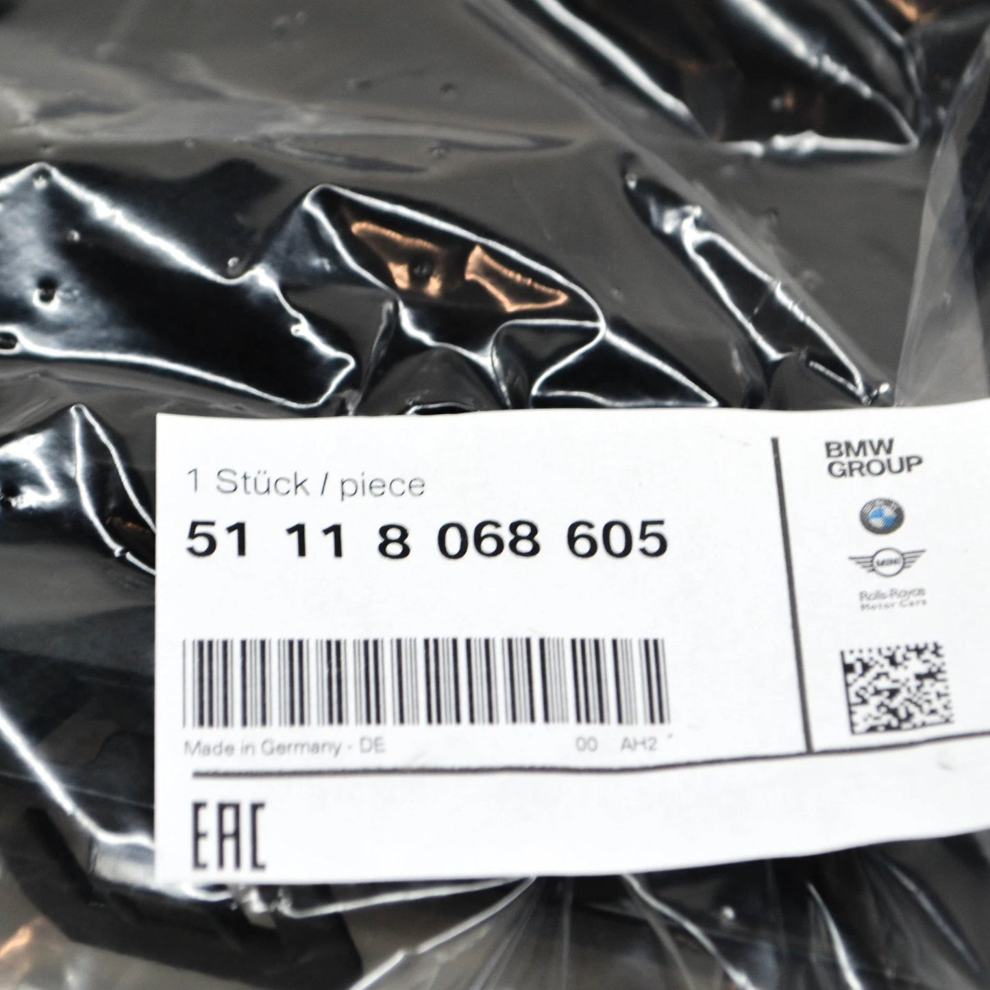 NEW BMW 1 F20 FRONT LEFT FOG LIGHT GRILLE 51118068605 ORIGINAL