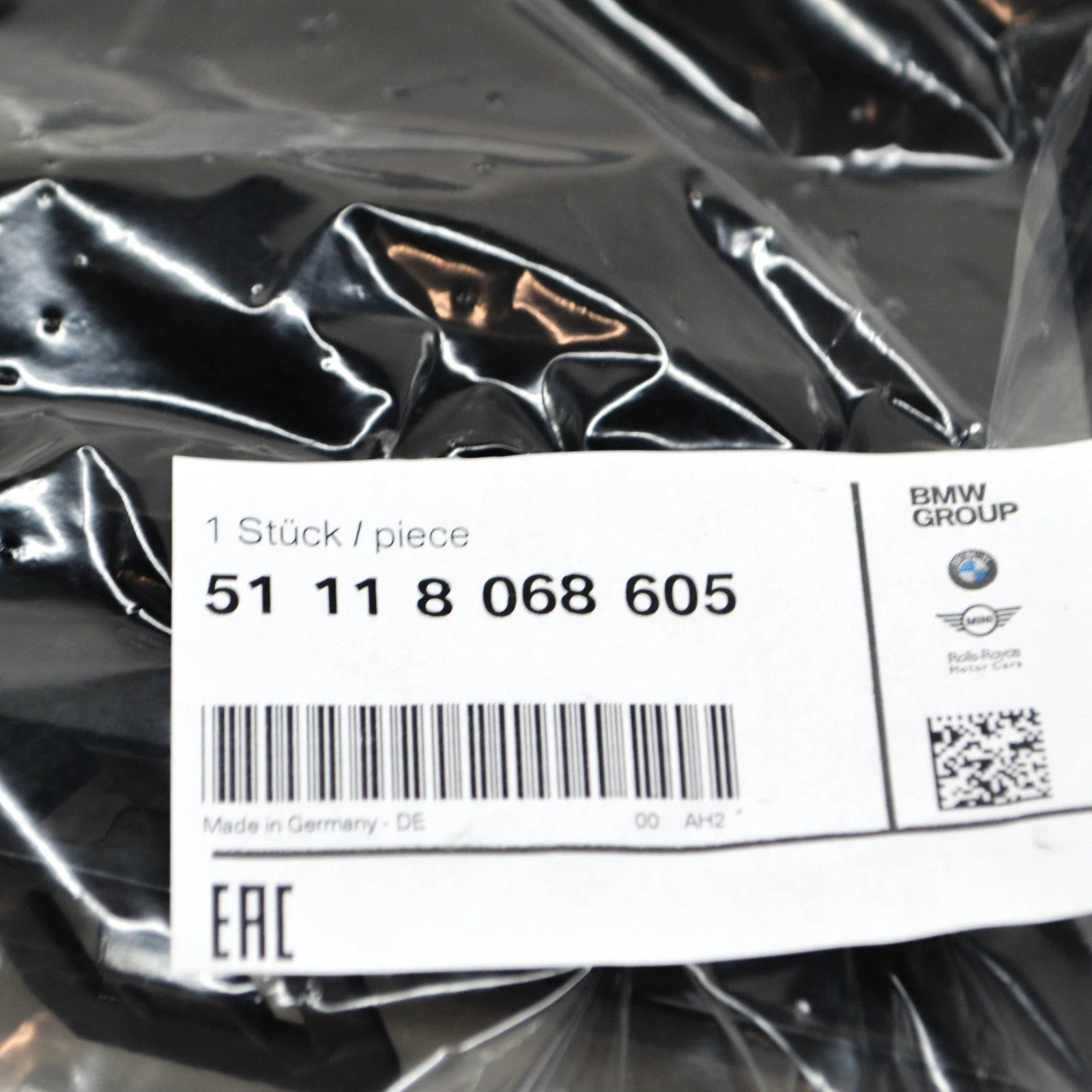 NEW BMW 1 F20 FRONT LEFT FOG LIGHT GRILLE 51118068605 ORIGINAL