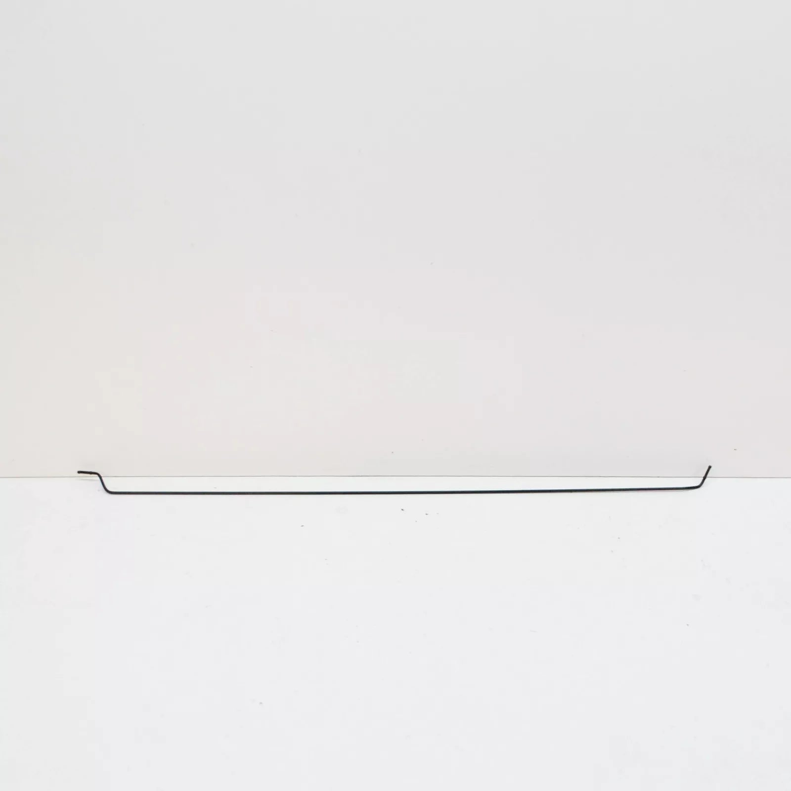 NEW BMW 5 E39 INDEPENDENT HEATING FUEL PIPE 64128363807 8363807 ORIGINAL