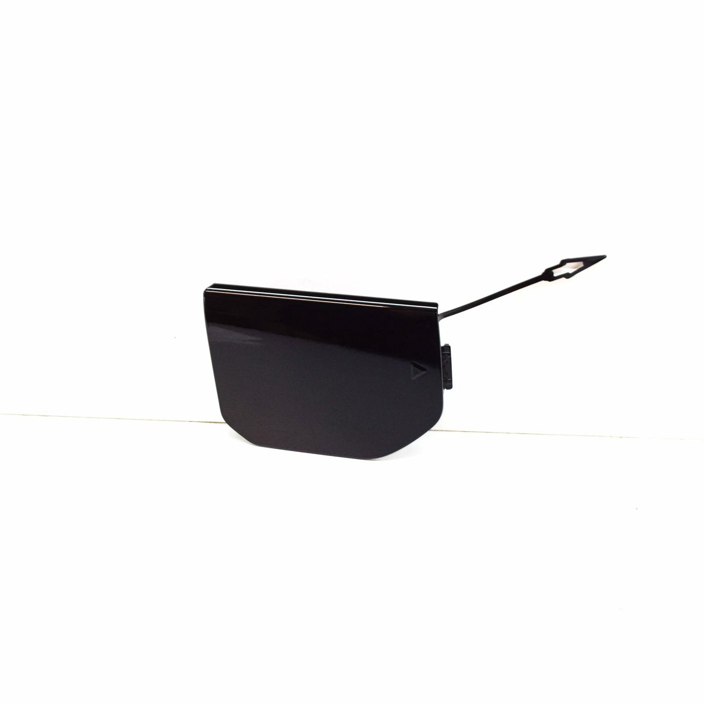 NEW BMW X6 G06 M FRONT BUMPER TOW HOOK EYE COVER 51118069949