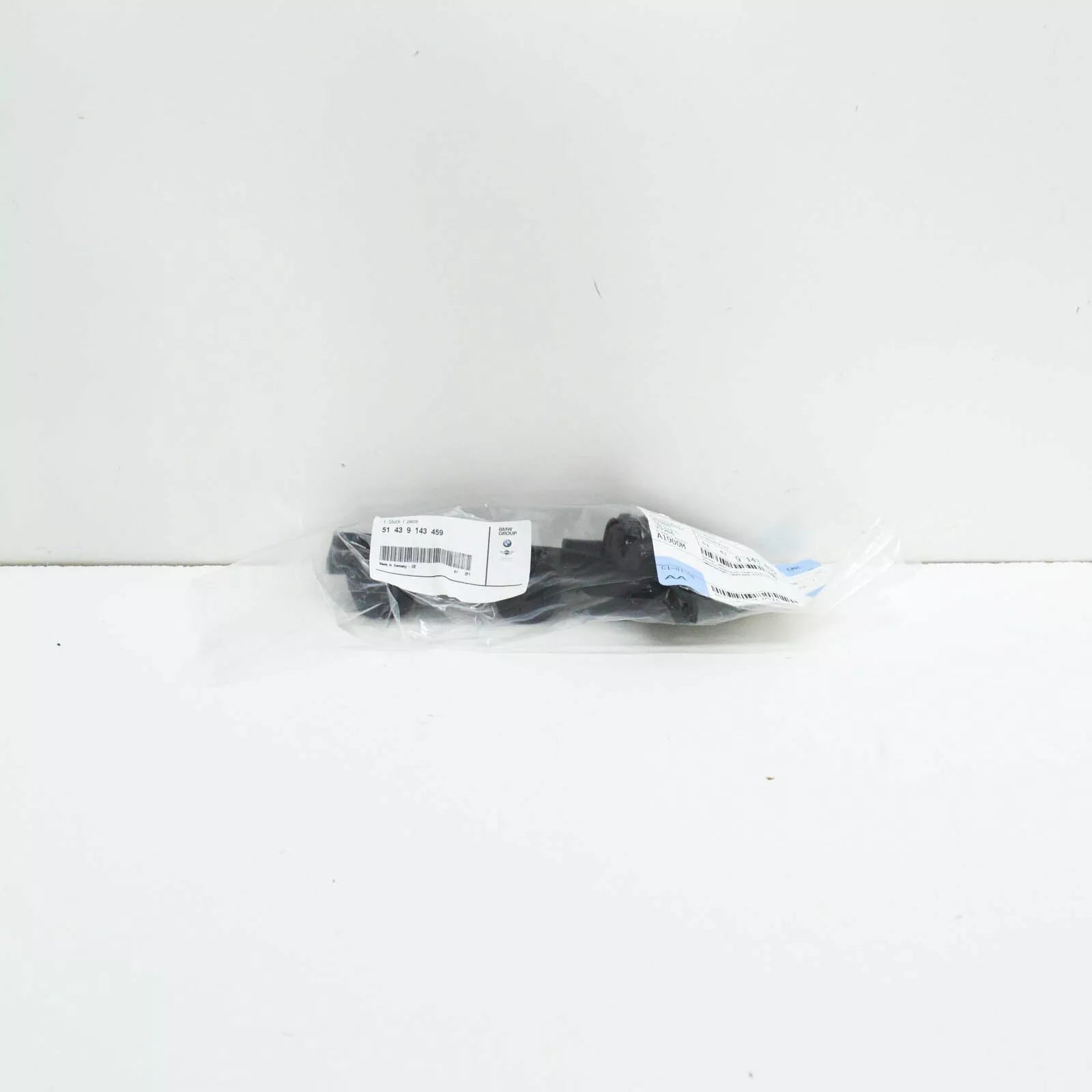 NEW BMW 5 E60 BONNET HOOD OBD RELEASE BRACKET RHD 51439143459