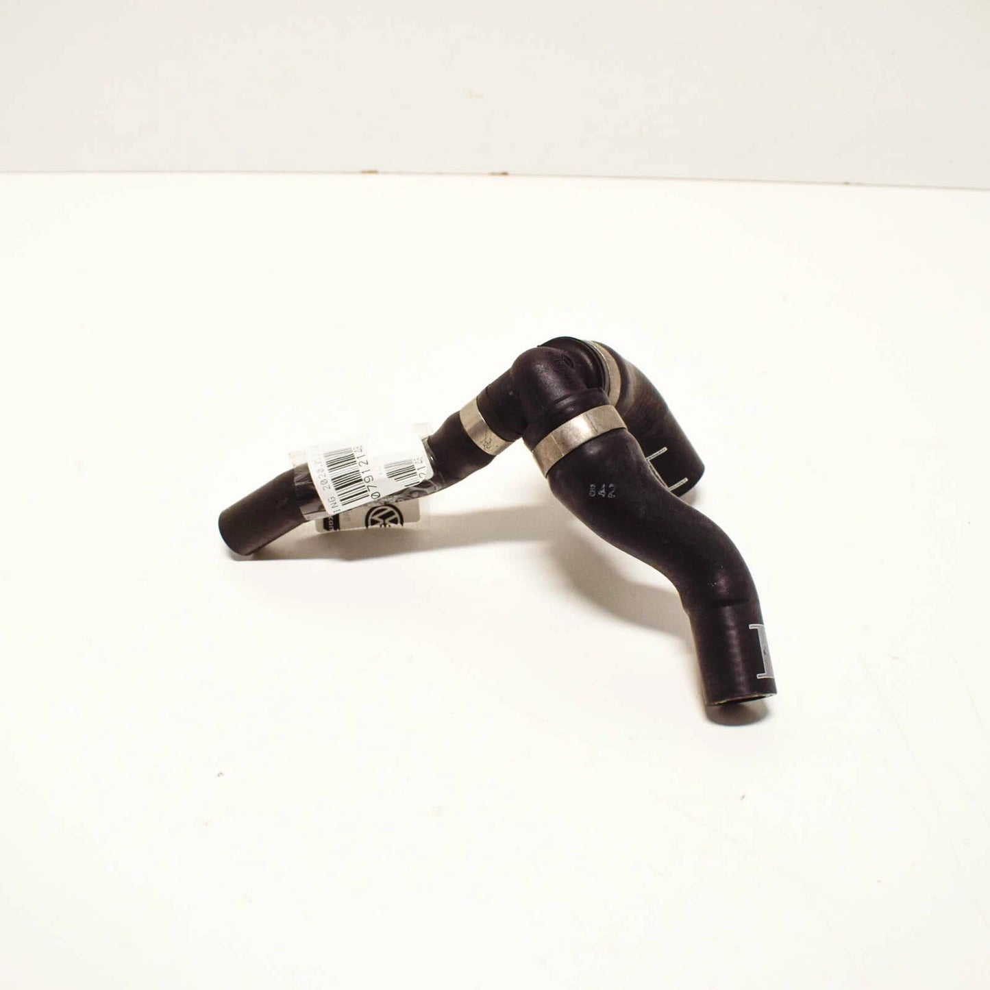 NEW AUDI A8 4H ENGINE COOLANT HOSE PIPE 079121448