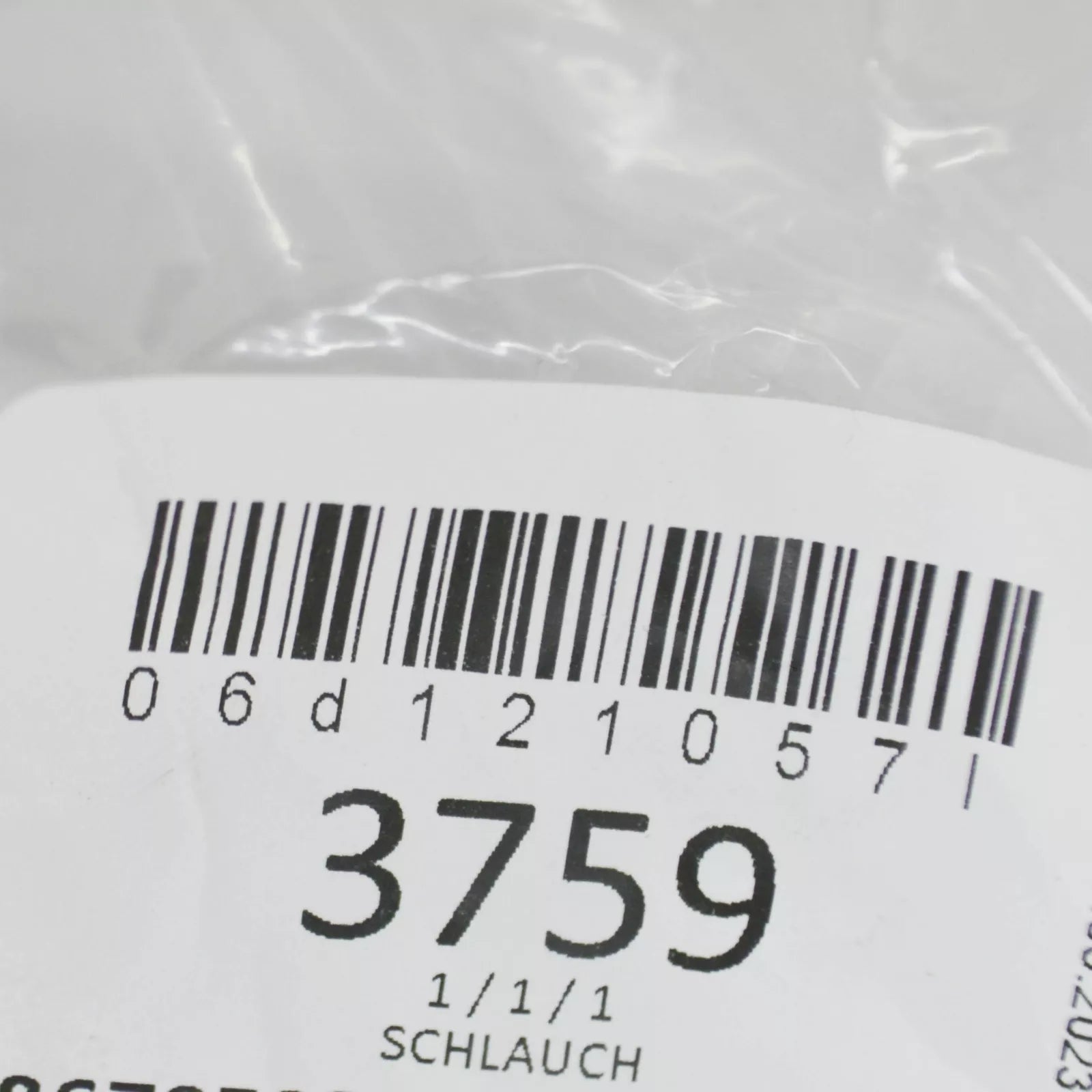 NEW AUDI A4 B7 ENGINE COOLANT HOSE 06D121057L ORIGINAL