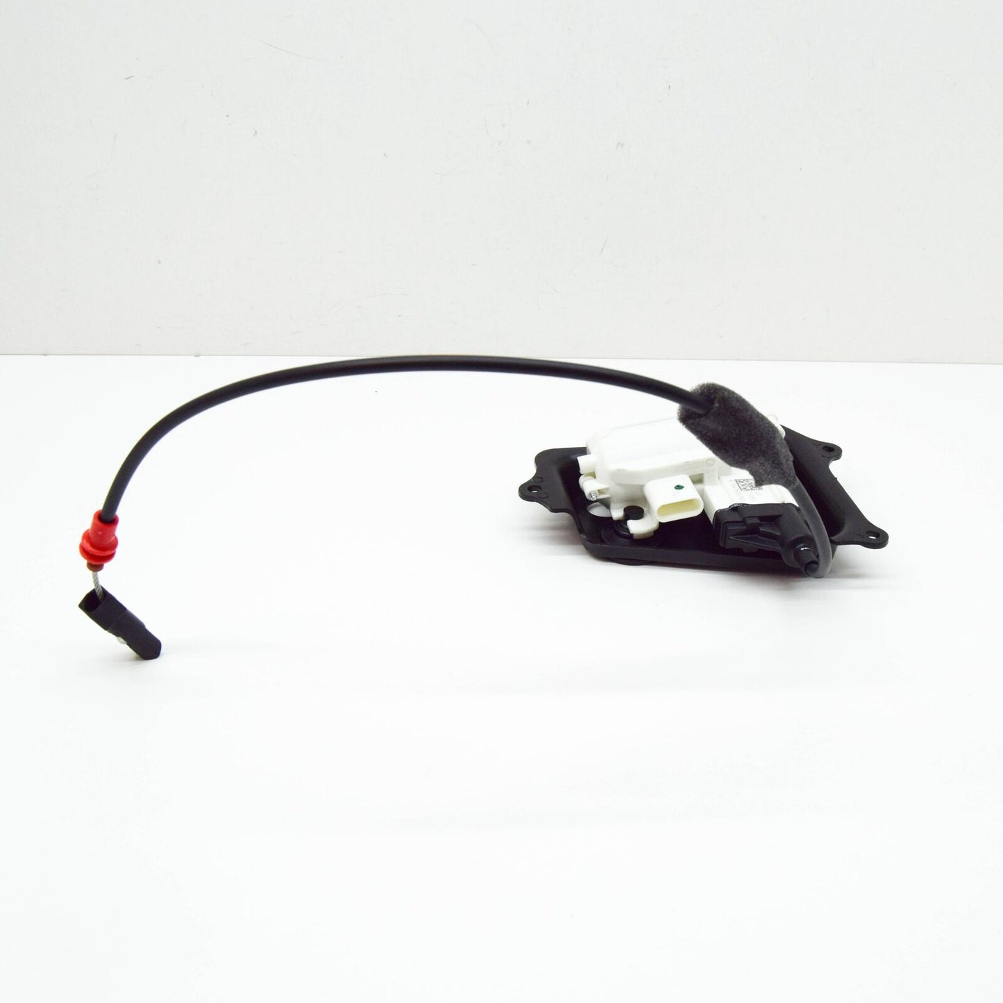 NEW MB GLE W166 FRONT LEFT DOOR ELECTRICAL CLOSING AID A1667600700 ORIGINAL