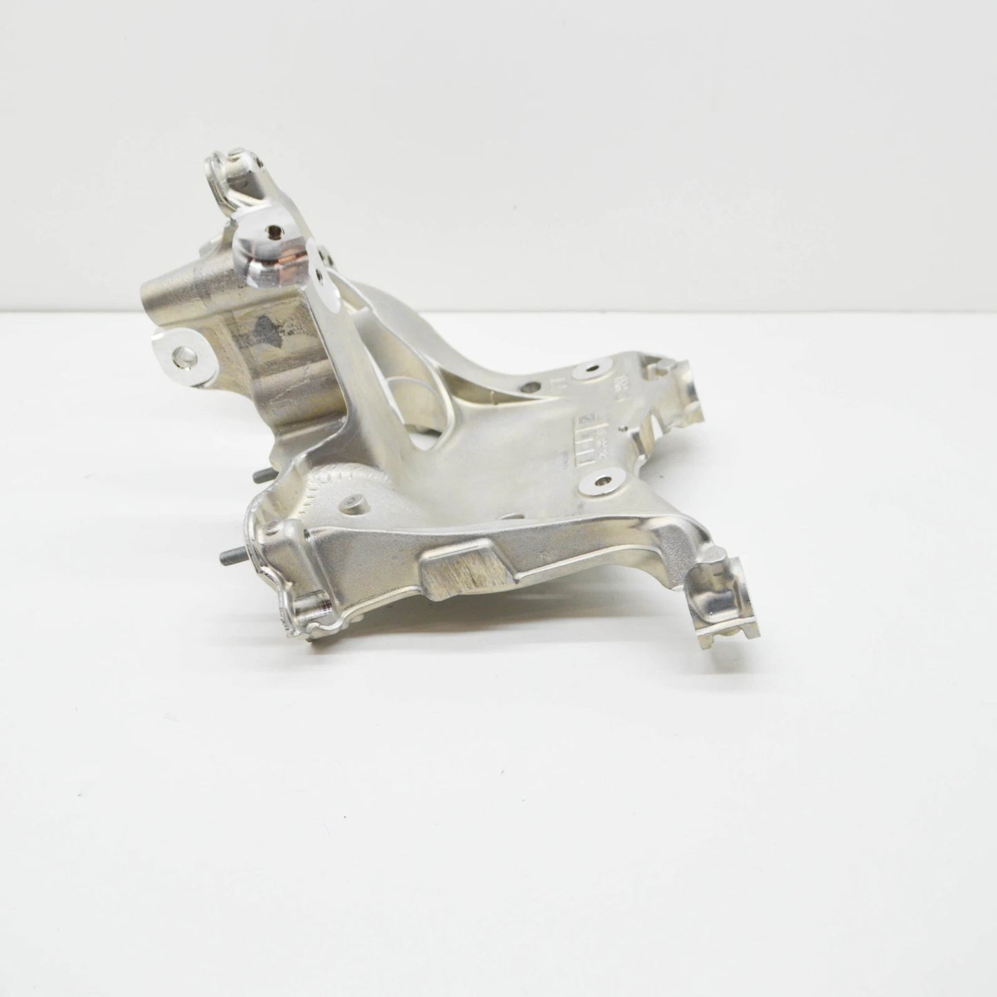 NEW AUDI A6 C8 FRONT LEFT SUSPENSION BRACKET CONSOLE 80A399295S ORIGINAL