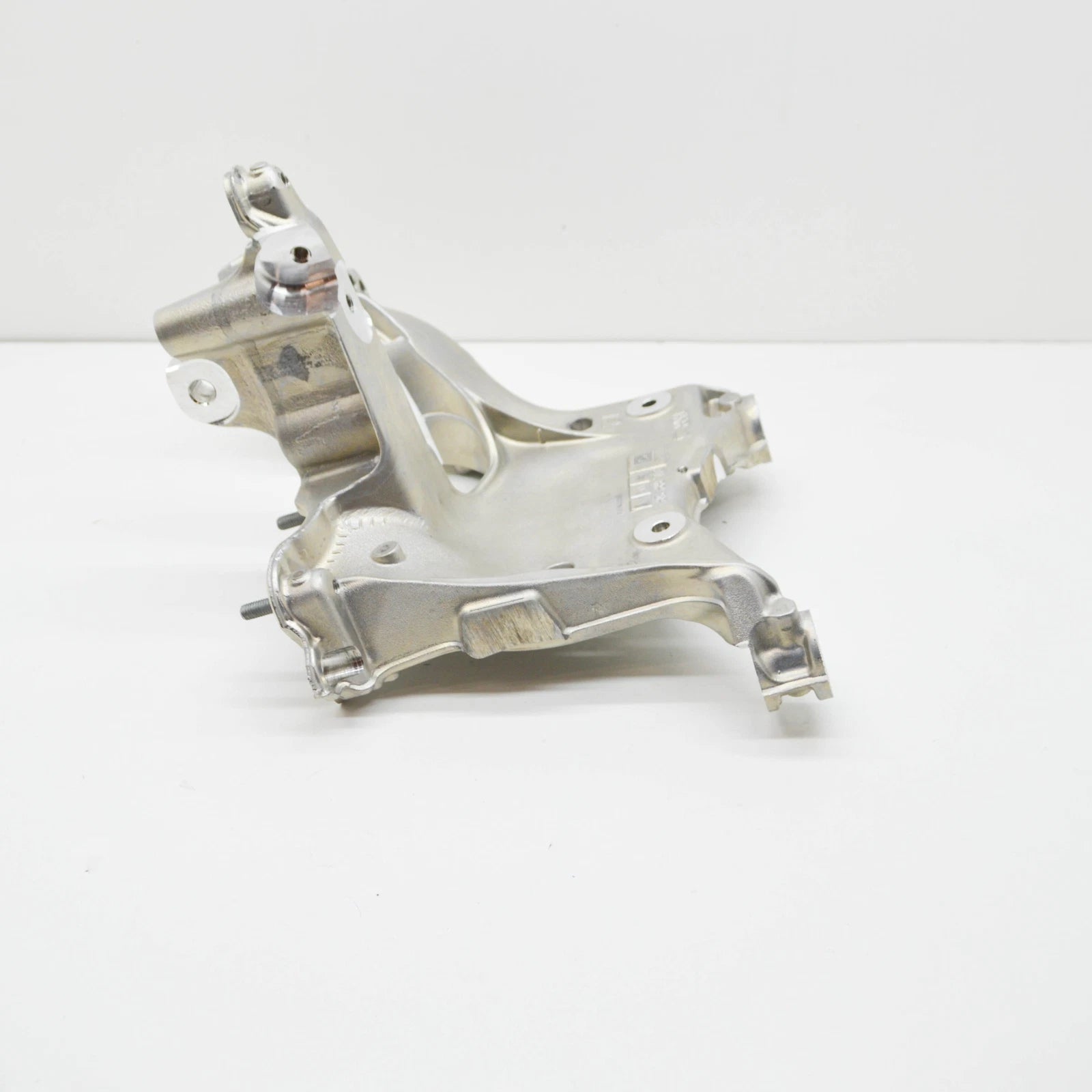 NEW AUDI A6 C8 FRONT LEFT SUSPENSION BRACKET CONSOLE 80A399295S ORIGINAL