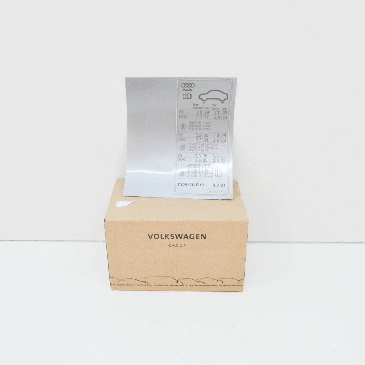 NEW AUDI A4 B8 TYRE PRESSURE DATA PLATE 8K0010502KL ORIGINAL