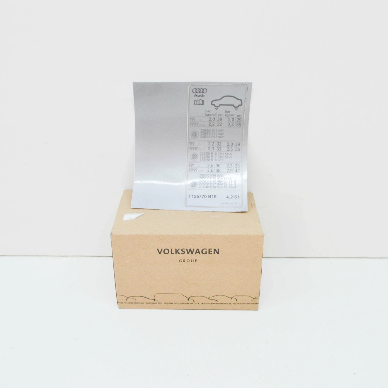 NEW AUDI A4 B8 TYRE PRESSURE DATA PLATE 8K0010502KL ORIGINAL